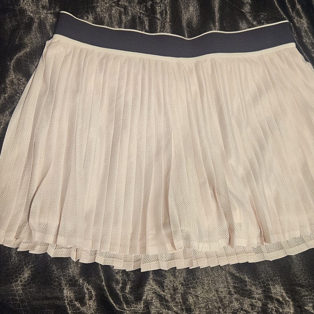 Athleta Cream and Black Skater Skirt